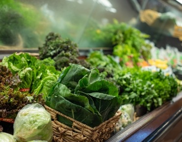 Handpicked, non-GMO seasonal fruits and vegetables from local growers in Durango.