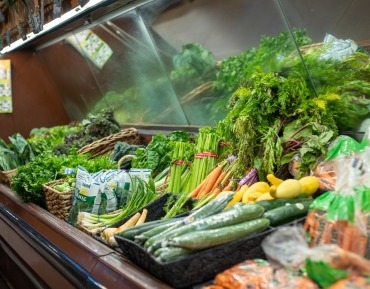 A variety of seasonal farm-to-table fruits and vegetables representing regional Four Corners produce.